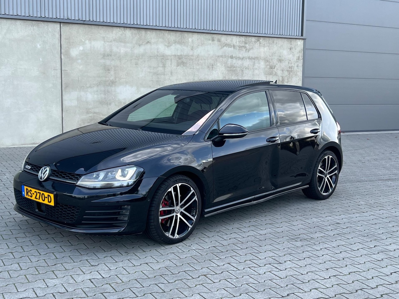 Volkswagen Golf - 2.0 TDI GTD DSG SPORT & SOUND+PANORAMADAK+PARKEERASSISTENT - AutoWereld.nl