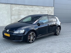 Volkswagen Golf - 2.0 TDI GTD DSG SPORT & SOUND+PANORAMADAK+PARKEERASSISTENT