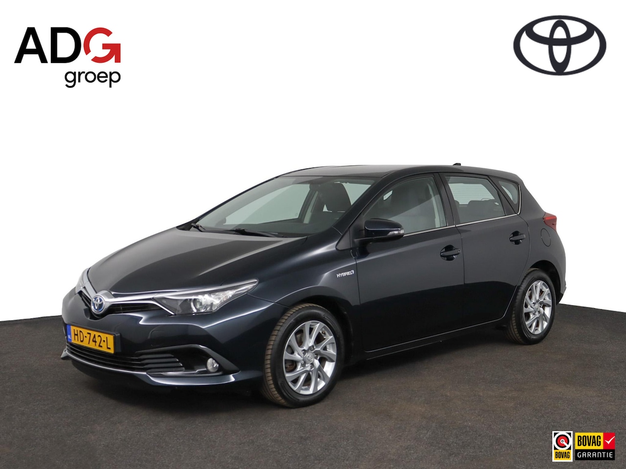 Toyota Auris - 1.8 Hybrid Aspiration | Navigatie | Cruise control | Climate control | - AutoWereld.nl