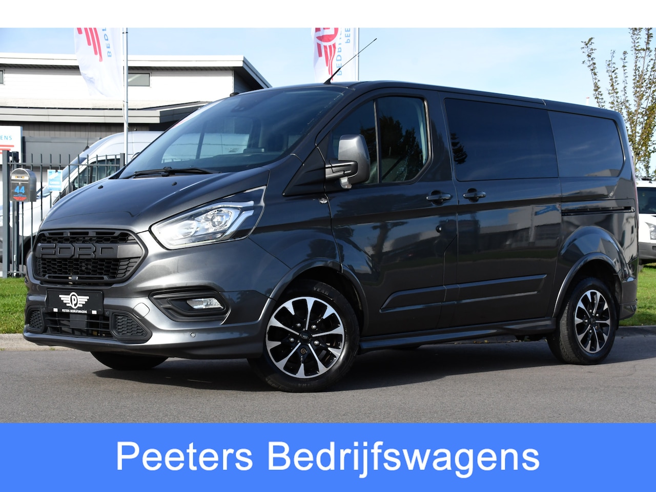 Ford Transit Custom - 2.0 TDCI L1H1 Sport DC Camera, Cruise, Carplay, 170pk, Automaat, Leder, Trekhaak, Stoelver - AutoWereld.nl