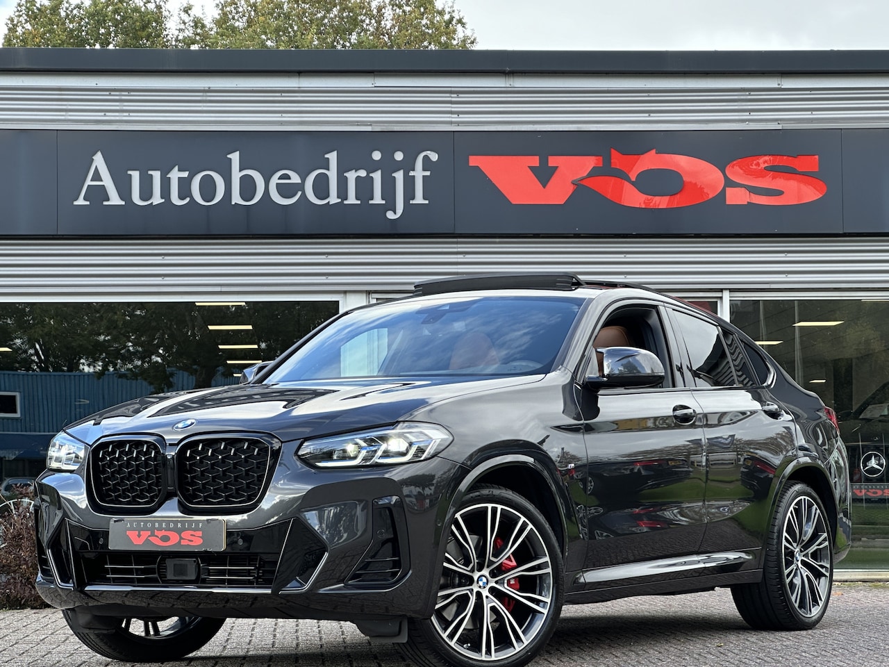 BMW X4 - xDrive20i M-sport | Laser | Panodak | ACC | M Stoelen | Vol! - AutoWereld.nl