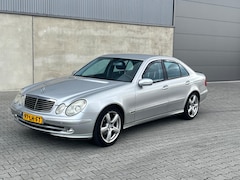 Mercedes-Benz E-klasse - 200 Kompressor Avantgarde sedan XENON+CRUISE+HALF LEDER+PDC+NAVI+VELGEN+TREKHAAK+APK 11-02