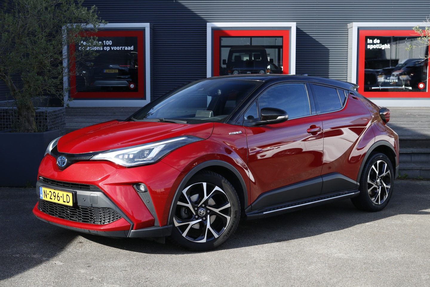 Toyota C-HR - 1.8 Hybrid Style Dodehoek JBL - AutoWereld.nl