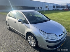 Citroën C4 - 1.6-16V Ligne Prestige / APK / NAP / Airco / Cruise / Trekhaak /