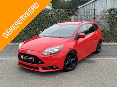 Ford Focus Wagon - 2.0 EcoBoost ST-3 * Navi * Milltek * Apk 09-2026