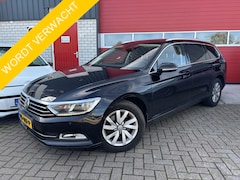 Volkswagen Passat Variant - 1.6 TDI Connected Series TREKHAAK / FULL LED / CAMERA / CARPLAY / DAB+ / CRUISE / PDC / NL