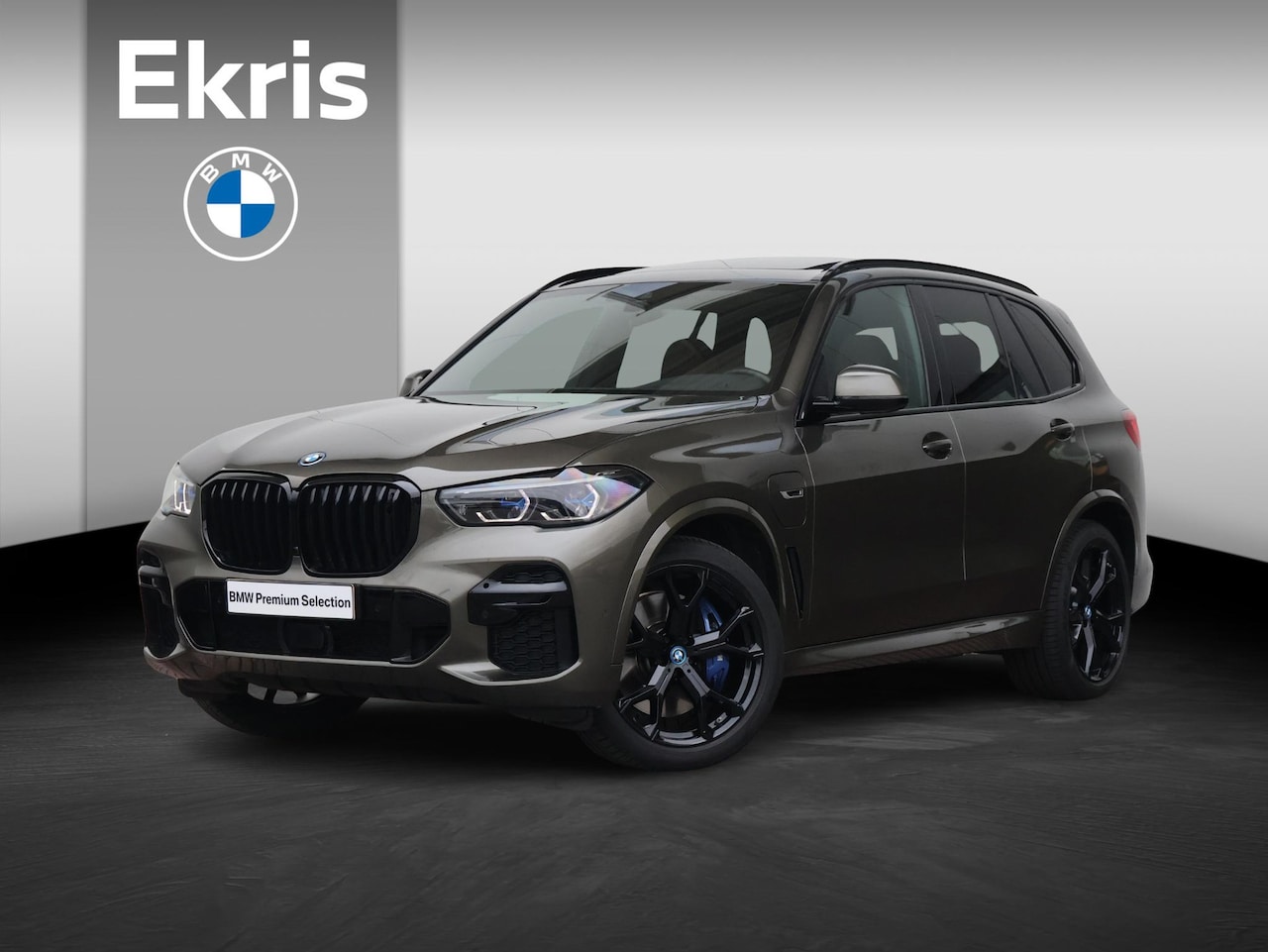 BMW X5 - xDrive45e High Executive / M-Sportpakket / Softclose / Panoramadak / Bowers & Wilkins / 21 - AutoWereld.nl