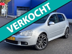 Volkswagen Golf - 1.4 Trendline/Clima/Cruise/LMV/PDC/Navi/Camera