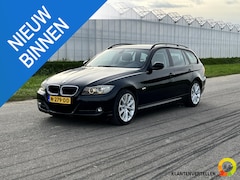 BMW 3-serie Touring - 320i High Executive