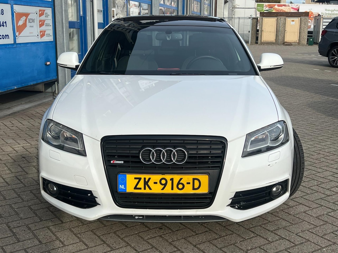 Audi A3 Sportback - 1.4 TFSI 92KW Sportback AUT S-tronic PANO - AutoWereld.nl