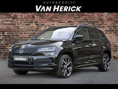 Skoda Karoq - 1.5 TSI ACT Sportline Business 150PK Automaat | Keyless | Winterpakket Plus | Trekhaak