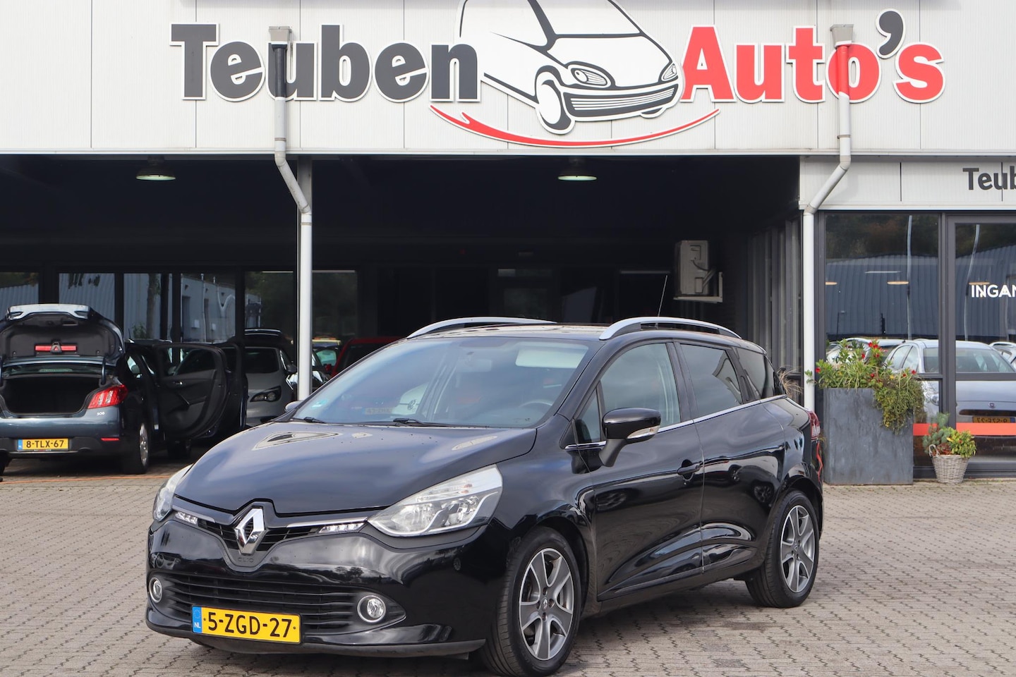 Renault Clio Estate - 1.5 dCi ECO Night&Day Airco, Cruise control, Elektrische ramen, Navigatie - AutoWereld.nl