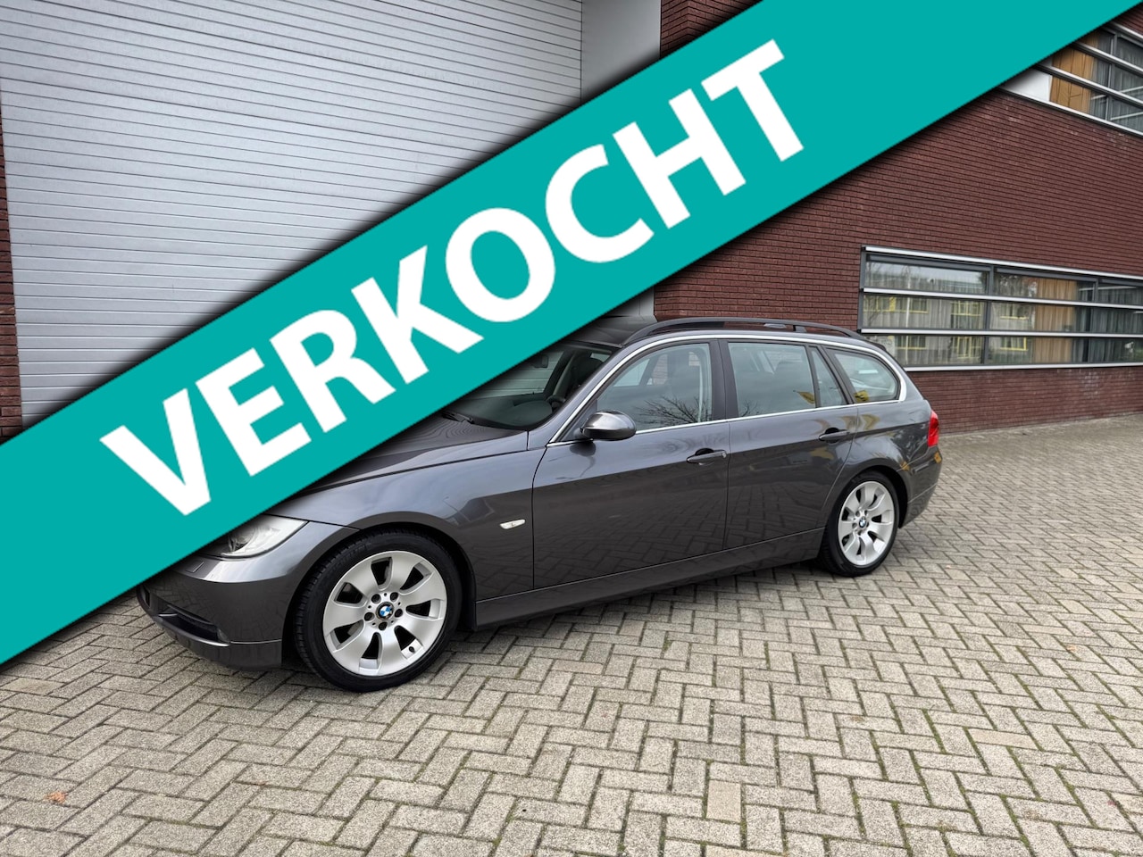 BMW 3-serie Touring - 325i High Executive Aut 2e Eig Dealer ond Nap - AutoWereld.nl