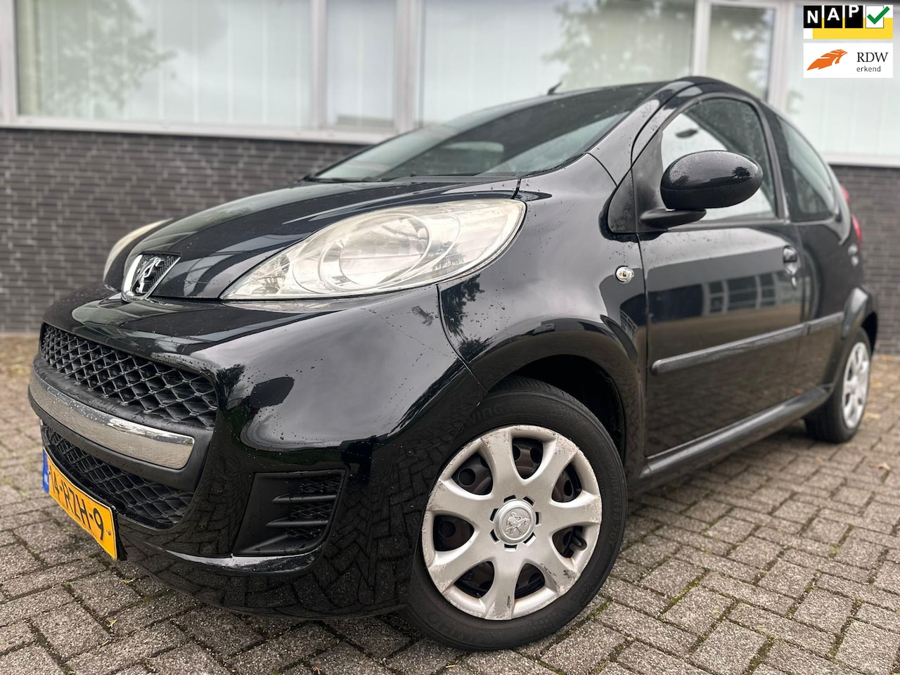 Peugeot 107 - 1.0 5DRS AIRCO ELEKRAMEN CARPLAY 6MAANDEN GARANTIE - AutoWereld.nl
