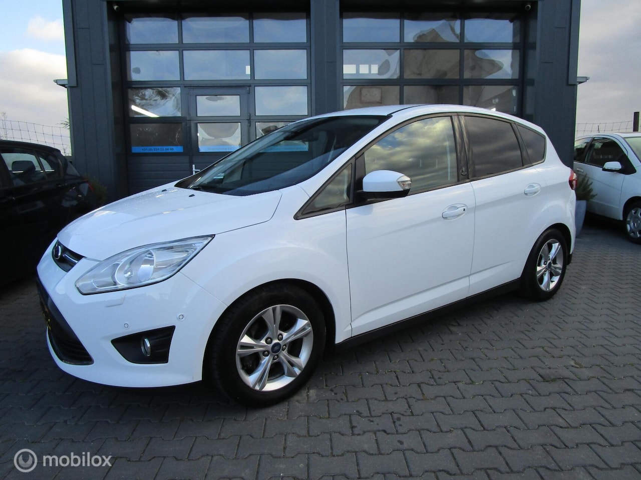 Ford C-Max - 1.0 Titanium Camera Airco Cruise Trekhaak Ruimte! - AutoWereld.nl