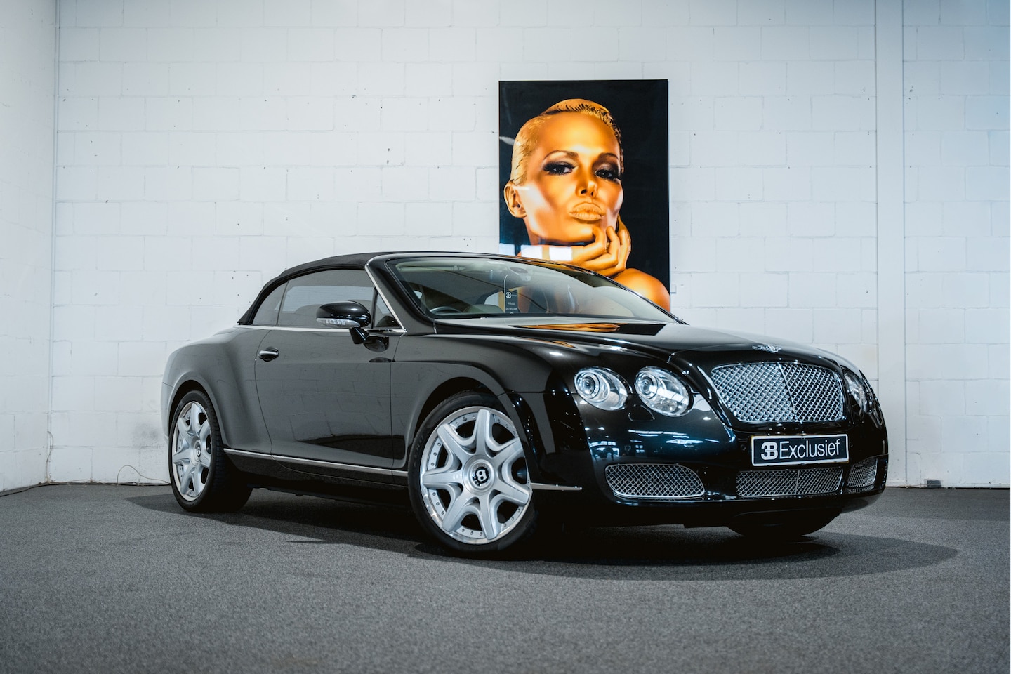 Bentley Continental GTC - 6.0 W12 R.H.D. Ex international owner - AutoWereld.nl