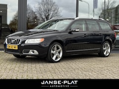 Volvo V70 - 3.2 AUT Momentum Leder | Trekhaak | Dynaudio |