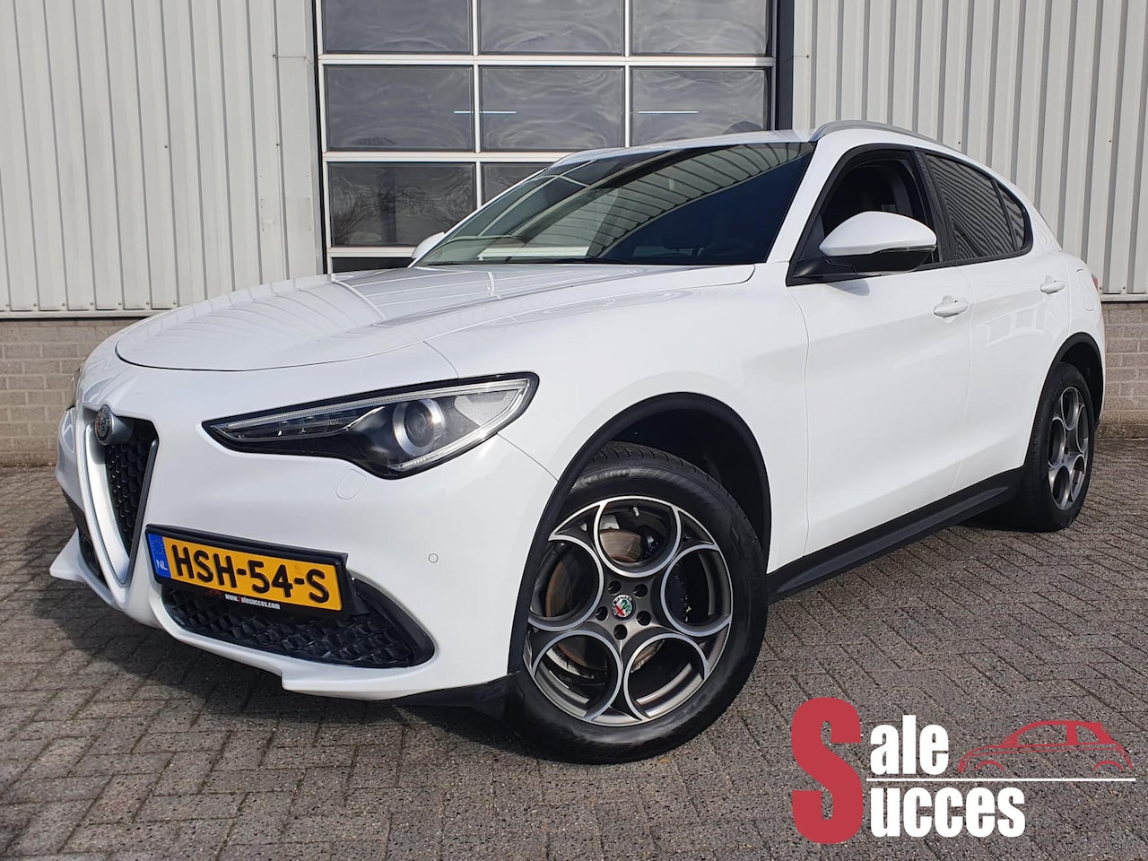 Alfa Romeo Stelvio - 2.0 T AWD Camera | Rondom PDC - AutoWereld.nl
