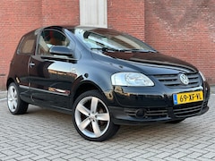 Volkswagen Fox - 1.2 CARAT|LUXE-UITVOERING|LEDER-BEKLEDING| AIRCO