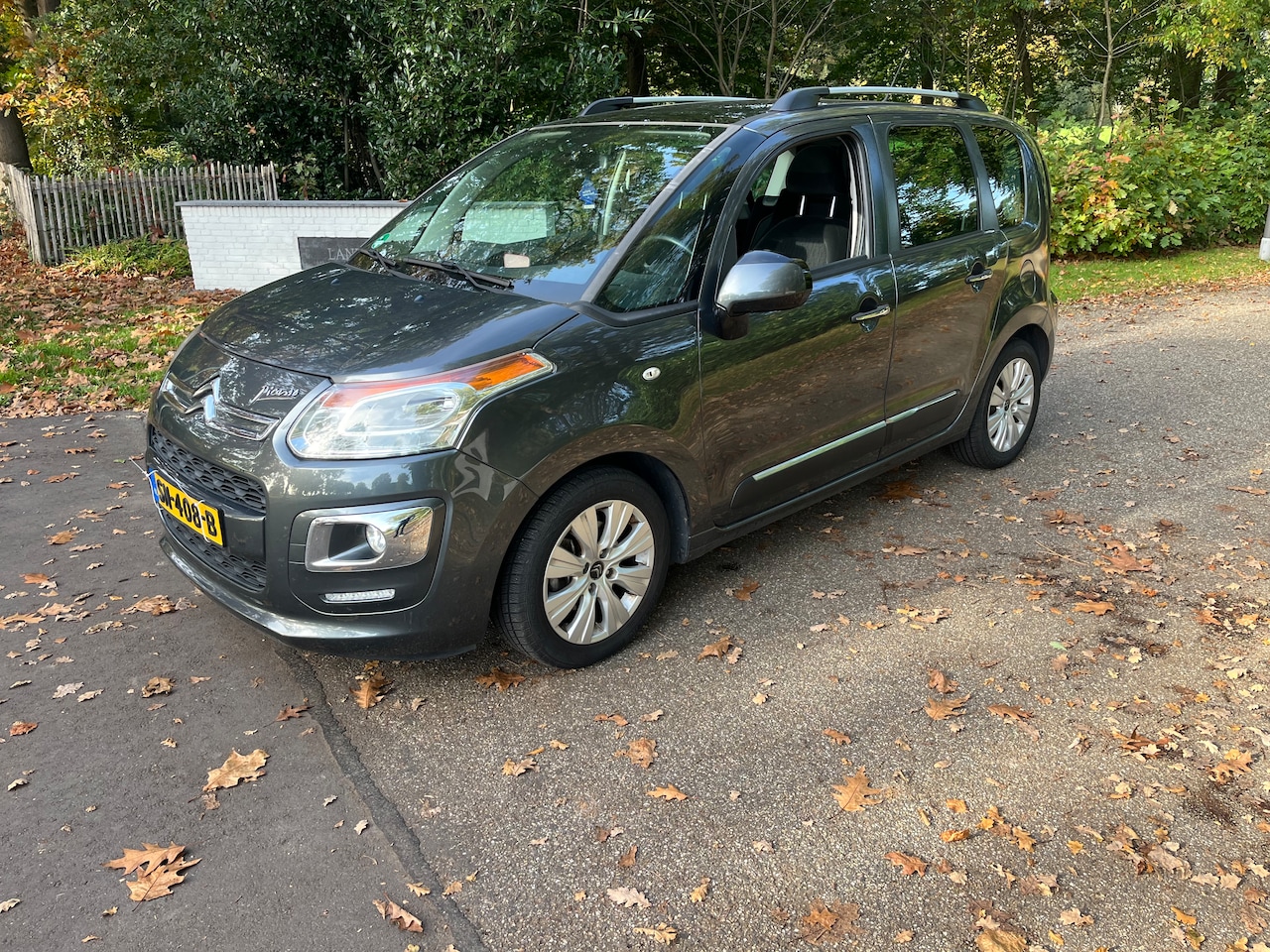 Citroën C3 Picasso - 1.6 VTi Exclusive panodak nieuwe apk. - AutoWereld.nl