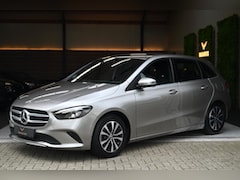 Mercedes-Benz B-klasse - 180 Business Solution Plus - Stoelverwarming - Achteruitrijcamera - LED Koplampen - El. Ko