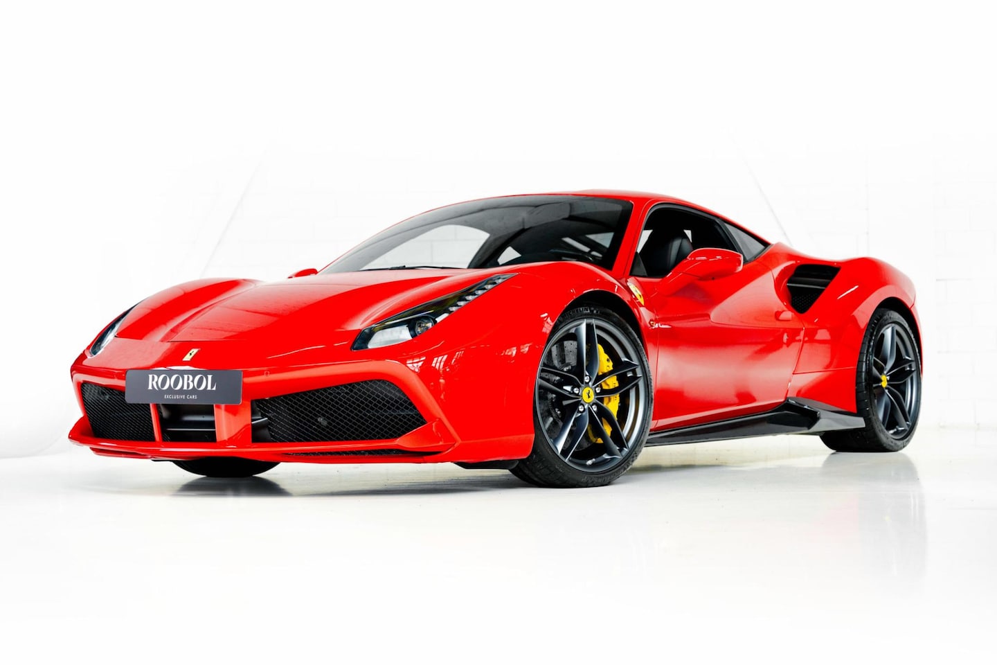 Ferrari 488 - 3.9 GTB HELE l Novitec l Carbon - AutoWereld.nl