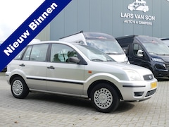 Ford Fusion - 1.6-16V Trend, 5-Deurs,