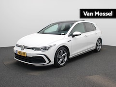 Volkswagen Golf - 1.5 eTSI R-Line | Head-Up Display | Panoramadak | IQ-Light | Camera | Navigatie | Lichtmet