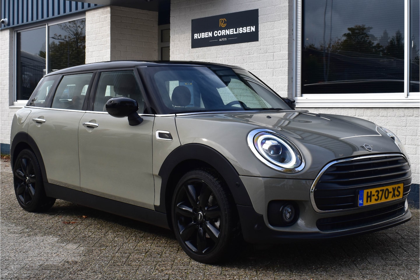 MINI Clubman - Mini 1.5 Cooper Luxe Leder | Harman/kardon | Navi | Climate Control | Stoelverwarming - AutoWereld.nl