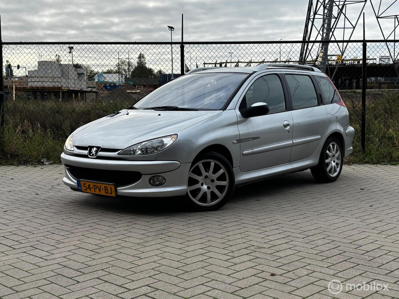 Peugeot 206 SW - 1.6-16V Quiksilver 1.6-16V Quiksilver - AutoWereld.nl