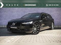 Volvo V60 - 2.0 T6 Plug-in hybrid AWD Plus Dark | Trekhaak | Panoramadak | 360 camera | Adaptieve Crui