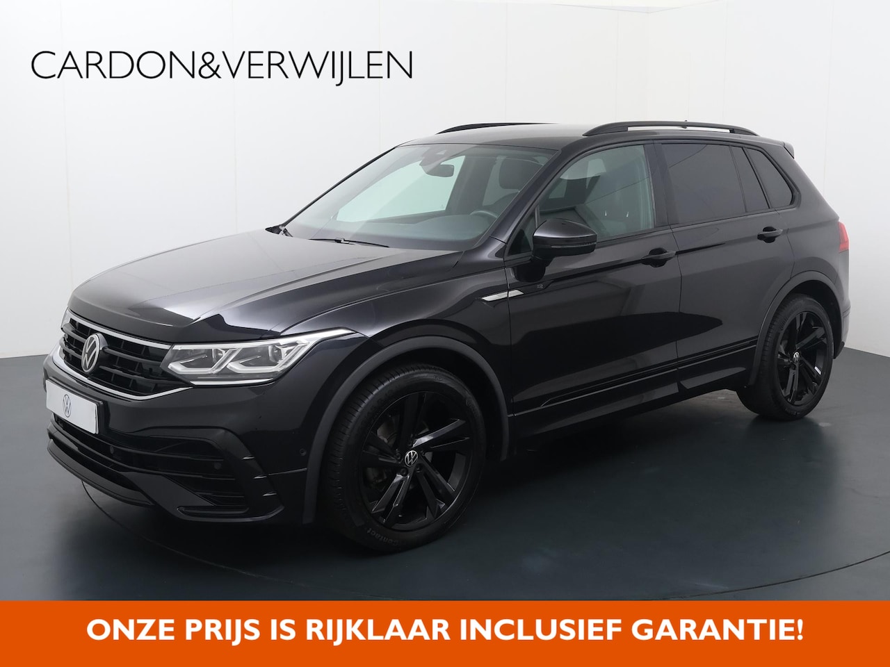 Volkswagen Tiguan - 1.5 TSI R-Line | 150 PK | Automaat | Trekhaak wegklapbaar | LED Plus koplampen | 19"LM vel - AutoWereld.nl