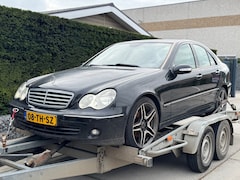 Mercedes-Benz C-klasse - 180 K. Elegance DEFECT / CLIMA / CRUISE / NAP