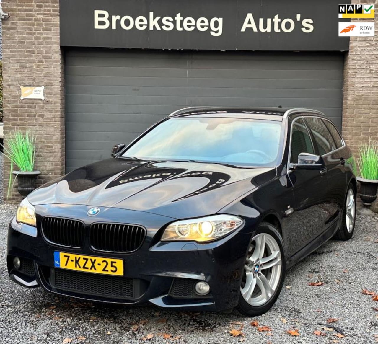 BMW 5-serie Touring - 520i High Executive netteauto/keurigonderhouden/Trekhaak - AutoWereld.nl