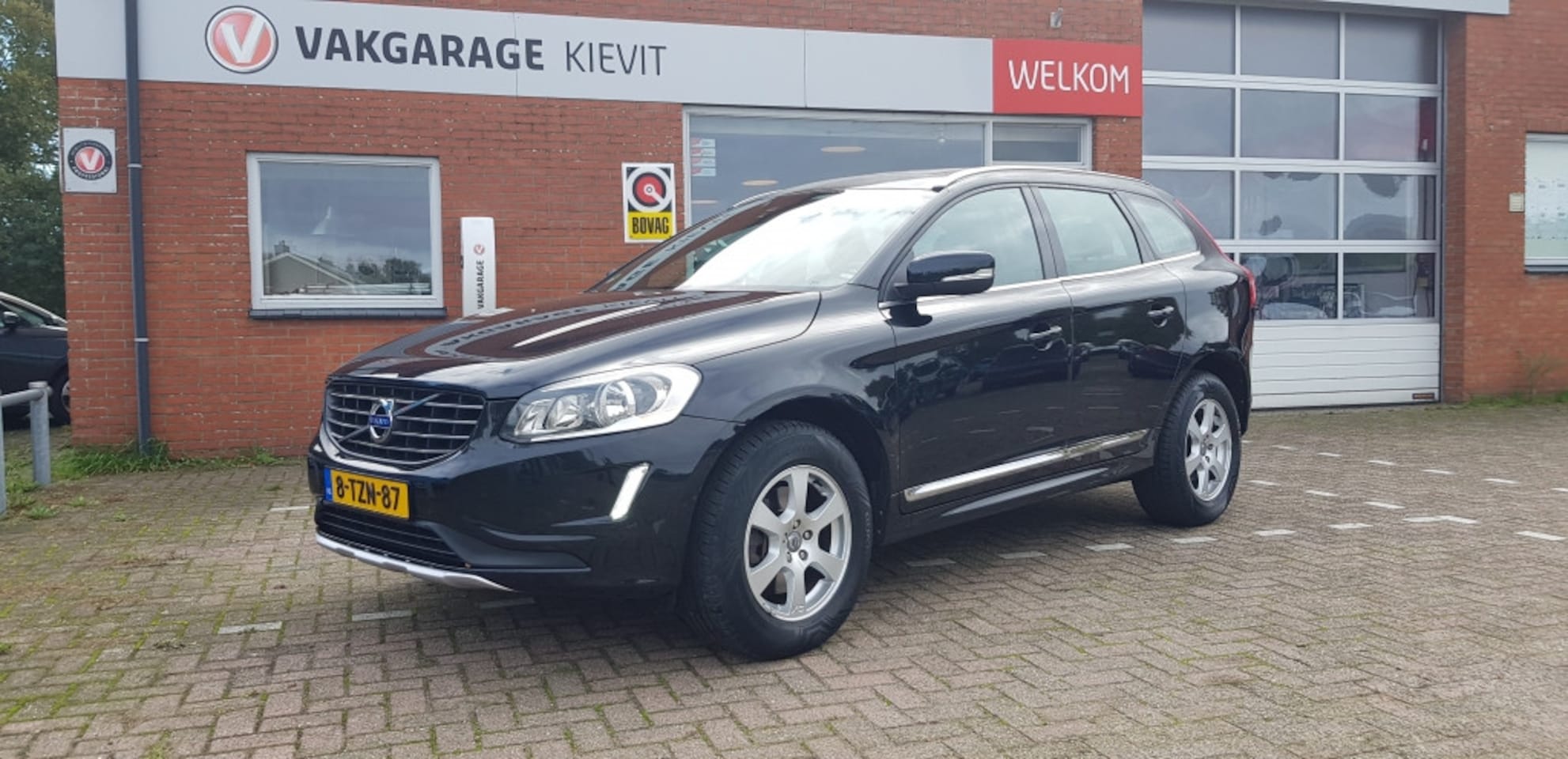 Volvo XC60 - 2.0 D3 Summum - AutoWereld.nl