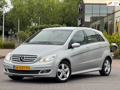 Mercedes-Benz B-klasse - 200 Turbo | Automaat | Navigatie | Parkeersensoren | Xenon | Stoelverwarming | Leder sport