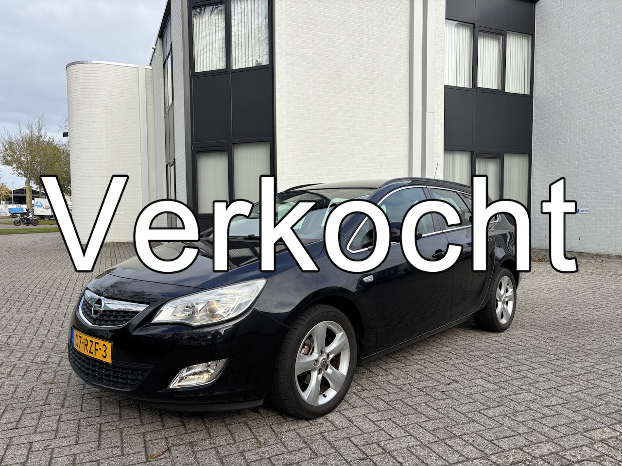 Opel Astra Sports Tourer - 1.4-16V Edition Eco-Flex 101 PK. Mooie en zeer goed onderhouden auto !!! Slechts 118.000 K - AutoWereld.nl