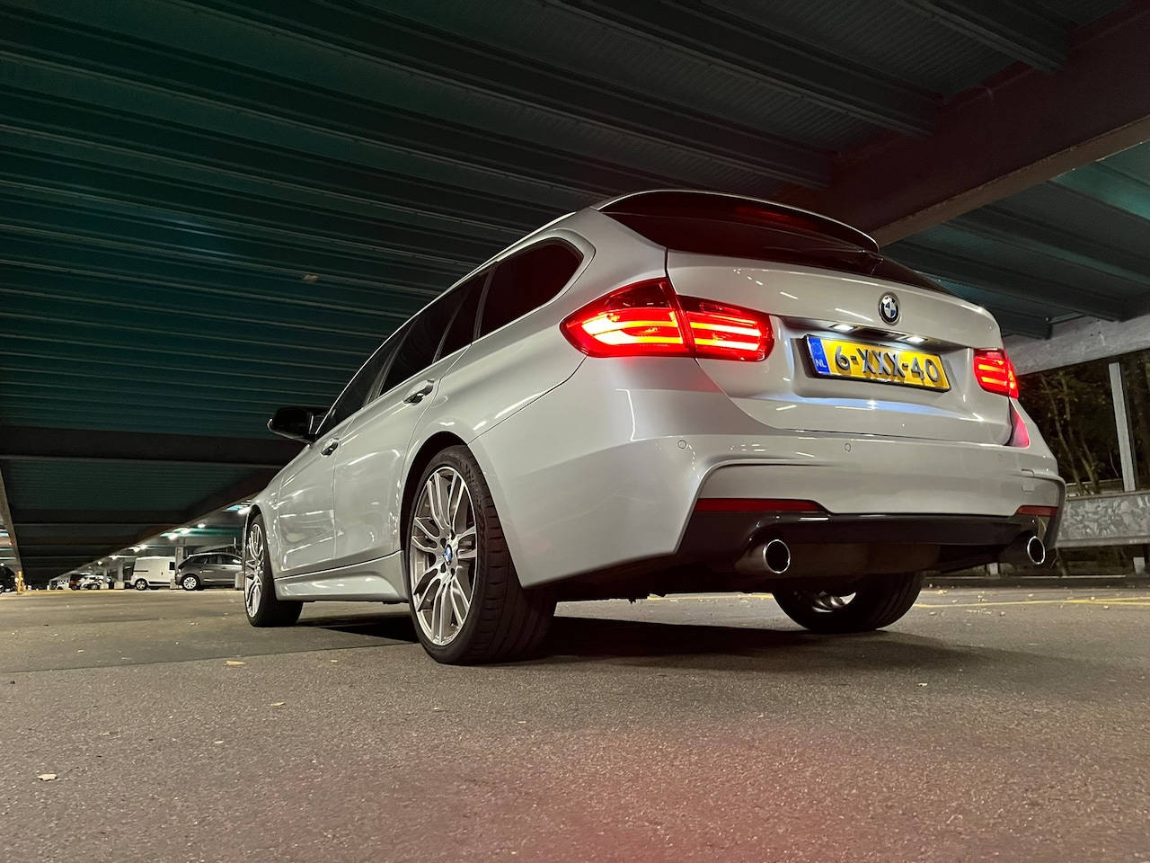 BMW 3-serie Touring - 320i Executive - AutoWereld.nl
