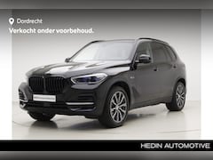 BMW X5 - xDrive45e | Trekhaak | Panorama dak | 24 maanden Garantie| Head-Up | Luchtvering | Laserli