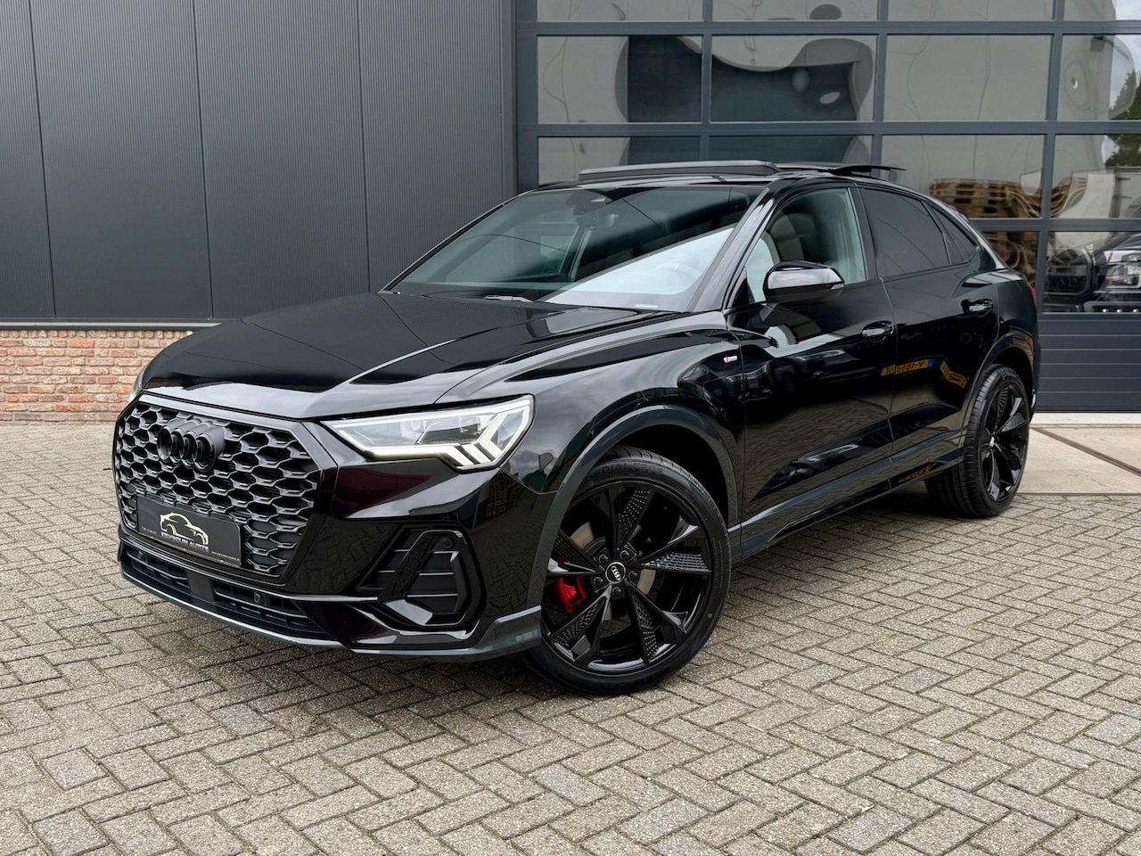 Audi Q3 Sportback - 35 TFSI S-Line 150 pk Pano/RSleder/Carplay/BTW - AutoWereld.nl