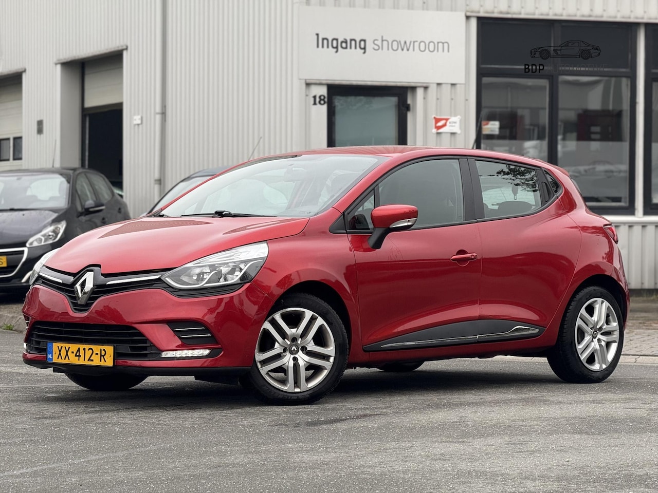 Renault Clio - 0.9 TCe Zen CARPLAY/NAVI/CRUISE/AIRCO - AutoWereld.nl