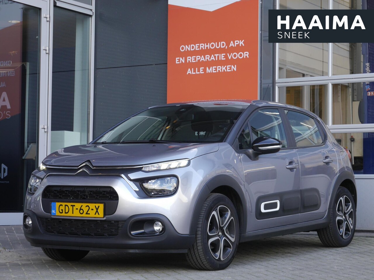 Citroën C3 - 1.2 PureTech Plus | Lage km.stand | Climate control | Cruise control | Navigatie | Parkeer - AutoWereld.nl