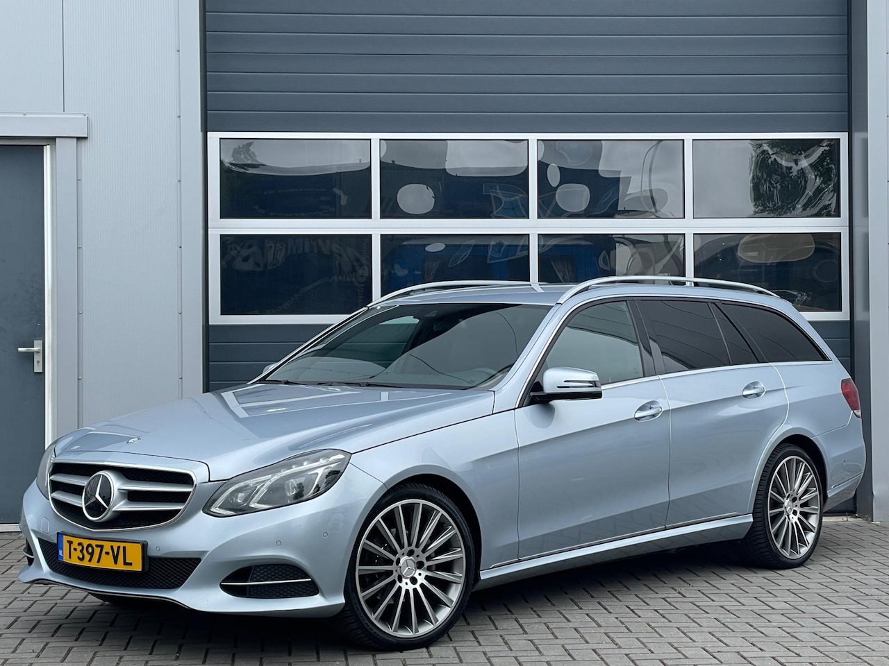Mercedes-Benz E-klasse Estate - 220 CDI Avantgarde | 19'' AMG | Full LED | Leder | Navi | PDC v+a | Climate control - AutoWereld.nl
