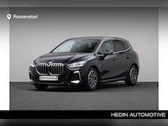 BMW 2-serie Active Tourer - 220i M-Sport | Glazen Panoramadak | PDC Voor/Achter | Sportstoelen Voor | | Achteruitrijca