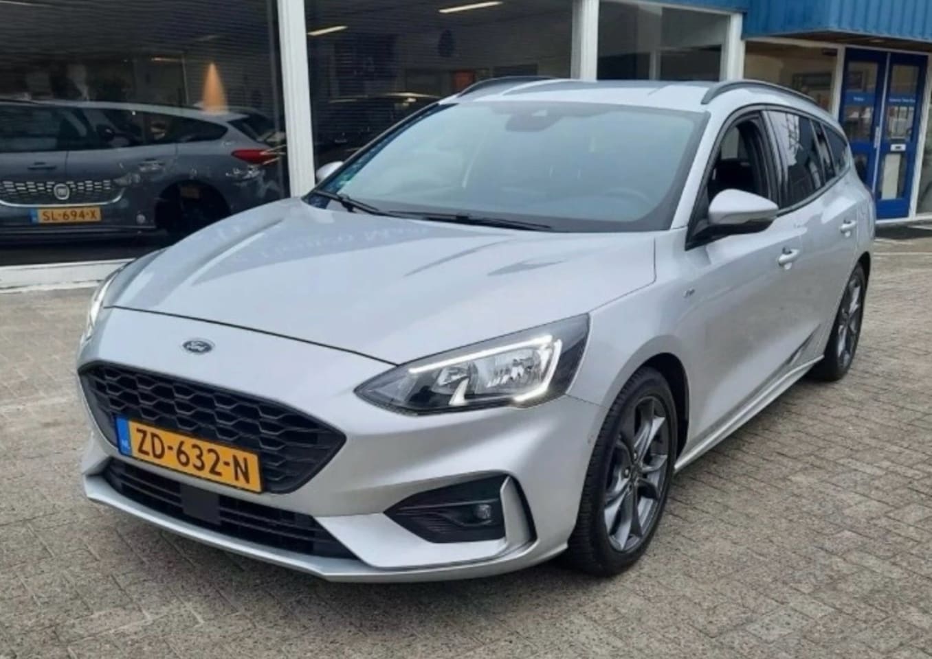 Ford Focus - 1.0 EcoBoost ST Line Business 1.0 Ecoboost ST Line Business - AutoWereld.nl