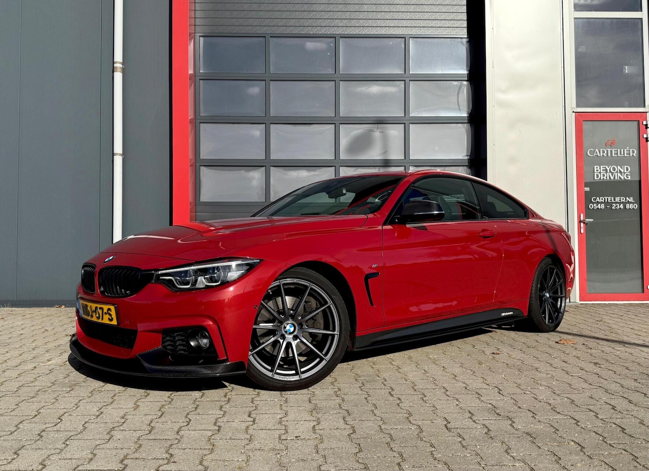 BMW 4-serie Coupé - 430i High Executive M-Sport | Carbon 360° - AutoWereld.nl