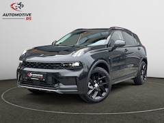 Lynk & Co 01 - RS Shadow Edition 1.5 262PK Trekhaak Pano 360° Navi Adapt cruise 262PK Elekr. Achterklep