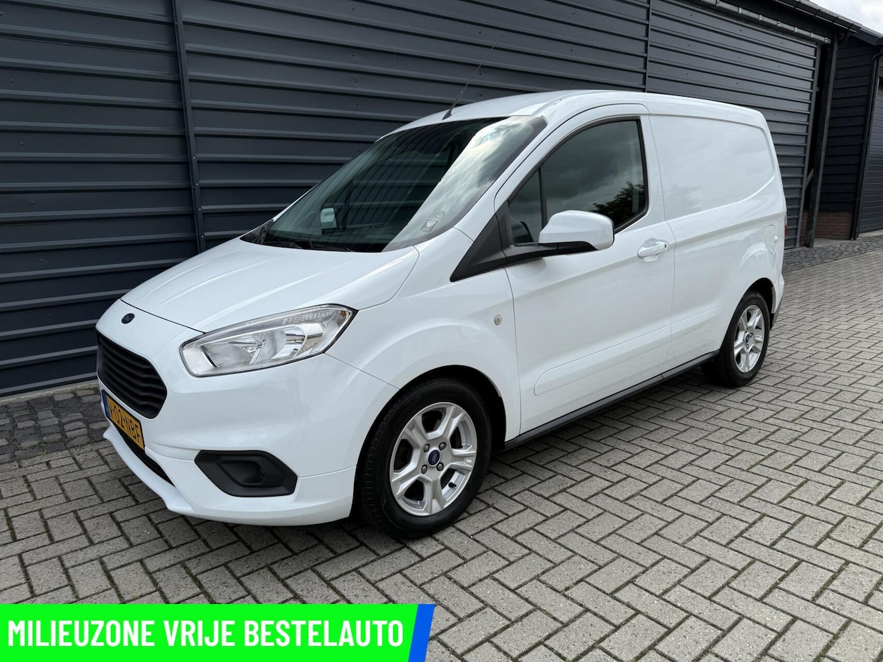 Ford Transit Courier - 1.0 Limited Benzine Camera Clima Cruise Apple Carplay - AutoWereld.nl