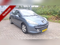 Peugeot 207 - 1.4-16V XS Pack