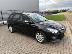 Hyundai i30 CW - 1.4i i-Motion Business